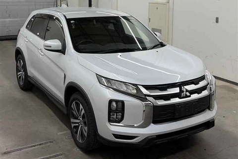 MITSUBISHI RVR